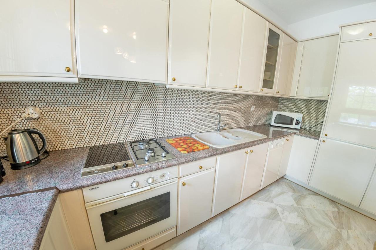 Xenia Apartamento Nea Iraklitsa Exterior foto